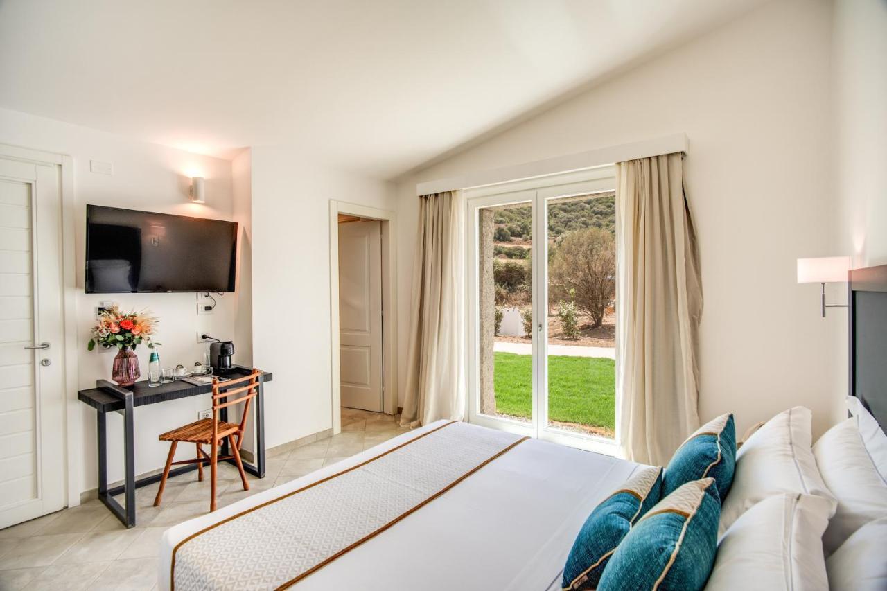 Hotel Cala Sinzias 4*